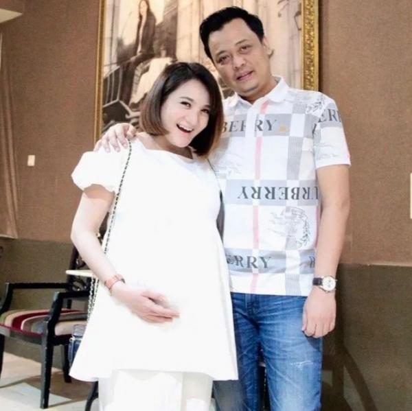 Bayi Artis Lahir di Tahun 2024