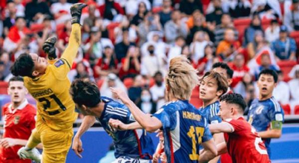 Timnas Indonesia tertinggal 0-2 dari Jepang pada matchday terakhir Grup D Piala Asia 2023 di Al Thumama Stadium, Jumat (24/1/2024) malam WIB. (Foto: Taisei Iwamoto)