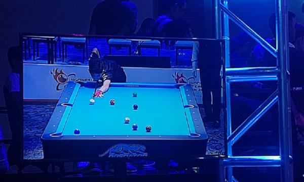 Pebiliar muda Indonesia Albert Januarta juara Indonesia International Open 2024 kategori Junior U-17 9 Ball. (Foto: Cikal Bintang)