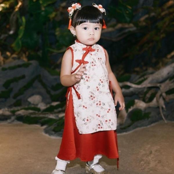 Screenshot 20240211 111319 Instagram Potret gemas Ameena pakai baju cheongsam khas Imlek. (Foto: instagram)