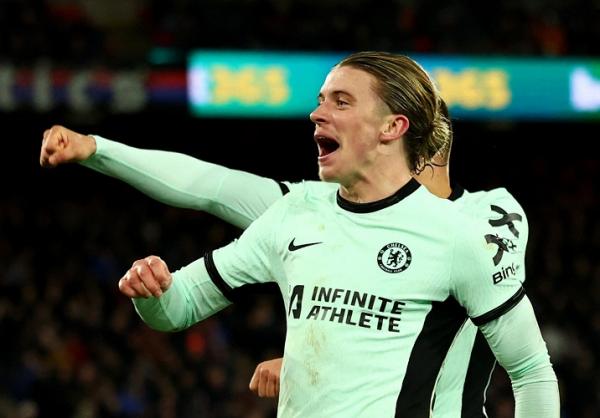 Conor Gallagher Chelsea Conor Gallagher mencetak dua gol yang membantu Chelsea menang 3-1 pada derby kontra Crystal Palace dalam pekan ke-24 Liga Inggris 2023-2024 di Selhust Park, London, Selasa (13/2/2024) pagi WIB. (Foto: REUTERS)