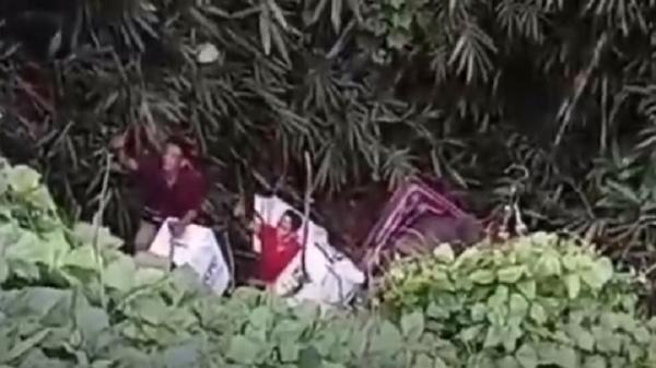 Kecelakaan Pikap Pengangkut Logistik Pemilu Terjun Kecelakaan Pikap Pengangkut Logistik Pemilu Terjun ke Jurang di Blitar (Foto: Istimewa)