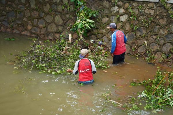 penanganan banjir Pemkot Semarang Pemkot Semarang terus meningkatkan upaya penanganan banjir dengan menambah kapasitas pompa dan normalisasi saluran air. (Foto: dok Pemkot Semarang)