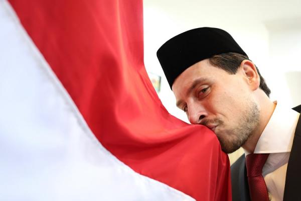 Thom Haye resmi menjadi Warga Negara Indonesia Thom Haye resmi menjadi Warga Negara Indonesia dan ingin segera membela Timnas Indonesia. (Foto: PSSI)