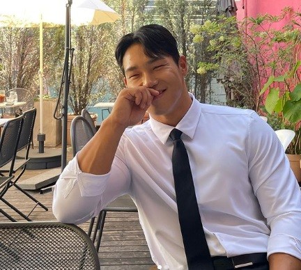 Yun Sungbi 2