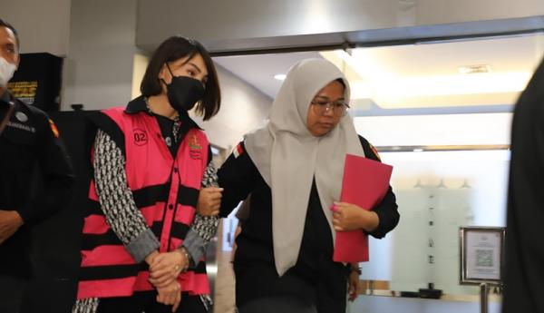 Kejaksaan Agung menahan Crazy Rich PIK Helena Lim usai ditetapkan sebagai tersangka kasus korupsi timah. (Foto istimewa).