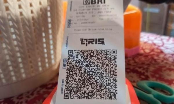 QRIS BRI memudahkan transaksi pembelian. (Foto: MPI)