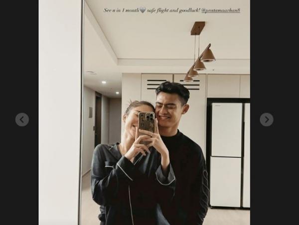 Azizah Azizah Salsha dan Pratama Arhan unggah foto pernikahan di tengah isu perselingkuhan.