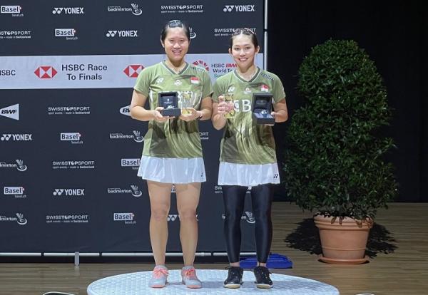 Lanny Tria Mayasari/Ribka Sugiarto menjuarai Swiss Open 2024. (Foto: PBSI)