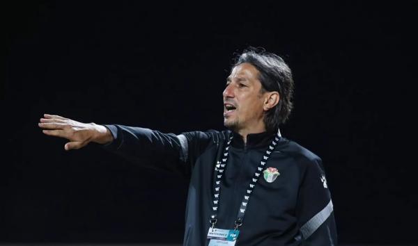 Pelatih Yordania Pelatih Yordania, Abdullah Abu Zema mulai ketar-ketir melawan Timnas Indonesia U-23 di Piala Asia U-23 Qatar 2024. (foto: FIFA)