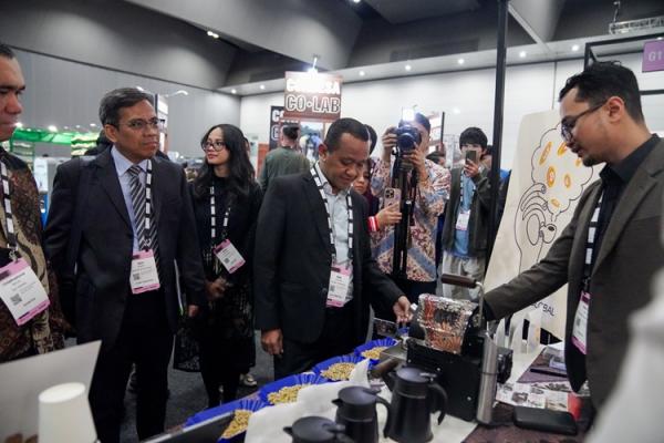 Stan Indonesia di MICE 2024 yang menghadirkan berbagai macam kopi asal Tanah Air. (Foto: KJRI Melbourne)