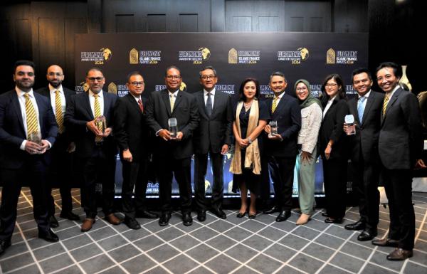 PNM dalam Euromoney&rsquo;s Islamic Finance Awards 2024, Rabu (22/5/2024) waktu Dubai. (Foto: dok PNM)