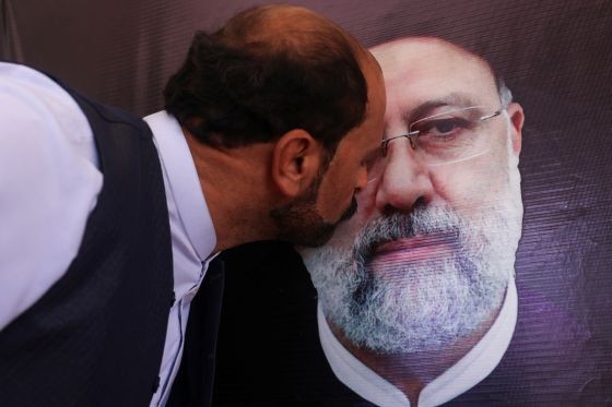 Raisi Dimakamkan3 5 Reu (Foto: Reuters)