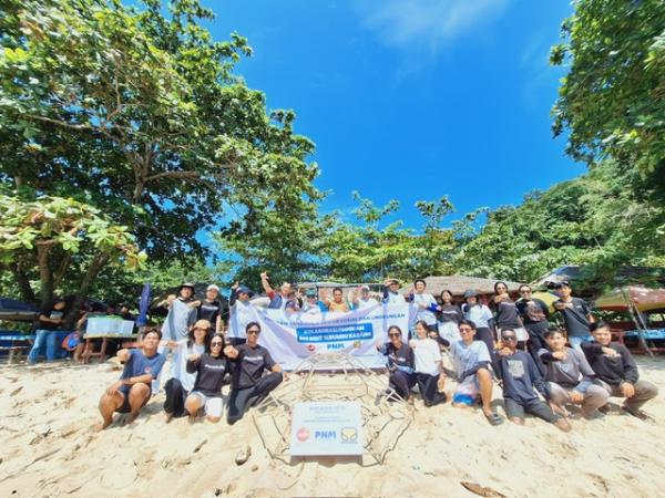 PNM Manado koservasi terumbu karang 2 PNM Manado berupaya terus menjaga kelestarian lingkungan dari ekosistem laut. (Foto: dok PNM)