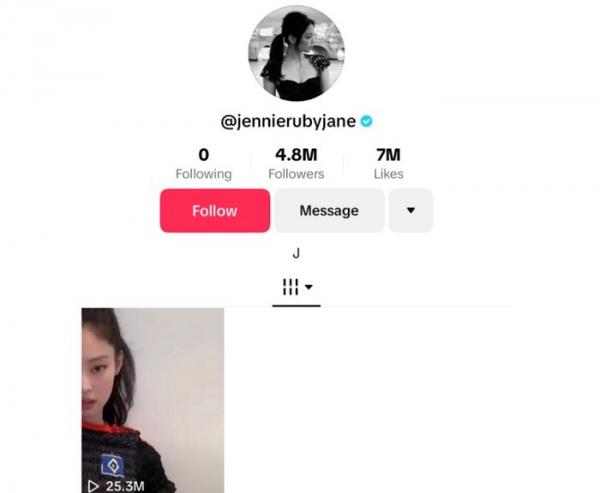 Jennie Blackpink