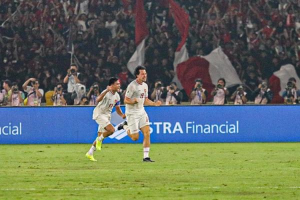 Gol Thom Haye Gelandang Timnas Indonesia Thom Haye (19) merayakan gol perdananya ke gawang Filipina pada matchday 6 putaran kedua Kualifikasi Piala Dunia 2026 zona Asia di Stadion Utama Gelora Bung Karno, Selasa (11/6/2024). (Foto: MPI/Aldhi Chandra)