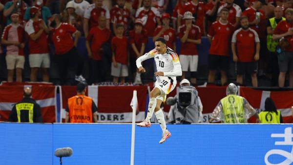 Timnas Jerman lolos ke perempat final Euro 2024. Sang tuan rumah mengalahkan Denmark 1-0 pada 16 Besar di Signal Iduna Park, Minggu (30/6/2024) dini hari WIB. (Foto: REUTERS/Leon Kuegeler)