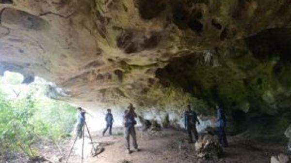 Situs bersejarah Kaltim Gua Bloyot di kawasan Karst Merabu, Kabupaten Berau, Kalimantan Timur. (Foto: Dok. Kemdikbud).