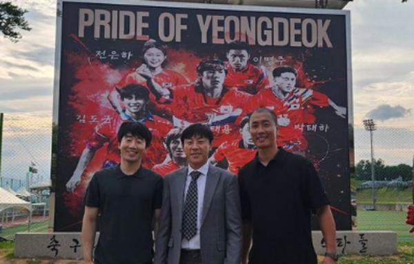 Nama Pelatih Timnas Indonesia Shin Tae-yong dijadikan nama stadion di kampung halamannya, Korea Selatan tepatnya di Yeongdeok. (Foto: Instagram/pace_yoojaehoon)