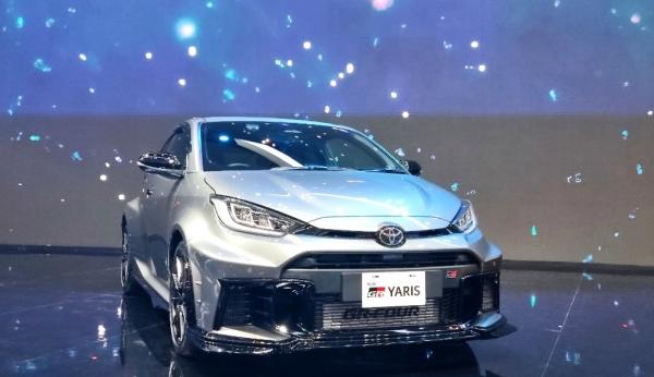 GR Yaris