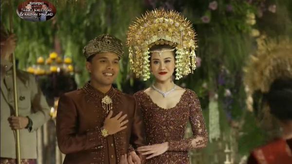 Cantiknya Aaliyah di resepsi pernikahan