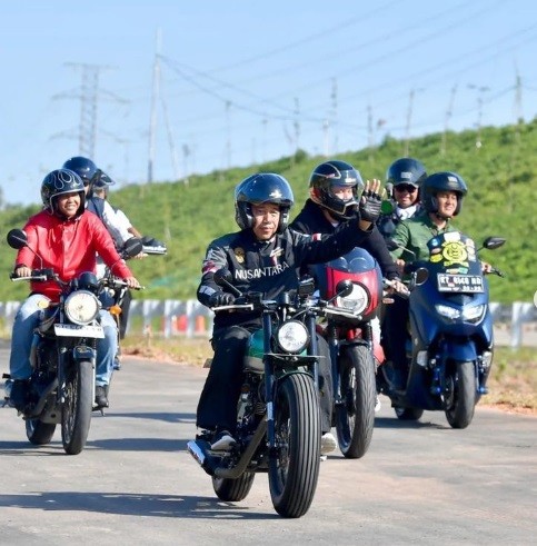 Motor Jokowi INews