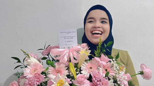 Putri Ariani UGM Putri Ariani UGM