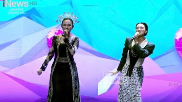 Wika dan Arlida Putri Wika Salim dan Arlida Putri di PEMIMPIN DAERAH AWARDS 2024