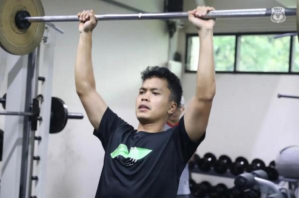 Anthony Sinisuka Ginting melakukan persiapan jelan Anthony Sinisuka Ginting melakukan persiapan jelang Japan Open 2024. (Foto: Instagram @badminton.ina)