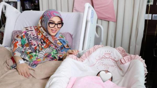 Perjuangan Syahrini Punya Anak, 6 Tahun Menunggu hingga 2 Kali Keguguran