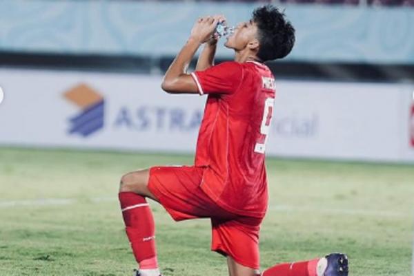 Mierza Firjatullah Profil dan biodata Mierza Firjatullah menarik diulas. Dia adalah penyerang Timnas Indonesia U-16 yang mencari ilmu hingga ke Eropa. (Foto: Instagram/mierza_09)