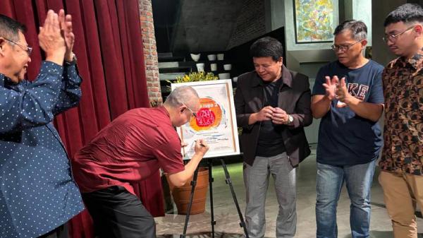 Pameran Lukisan Tatap Rupa 2 Pameran Lukisan Tatap Rupa 2
