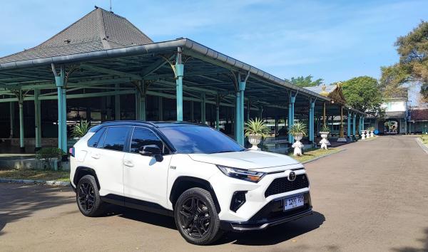 RAV 4