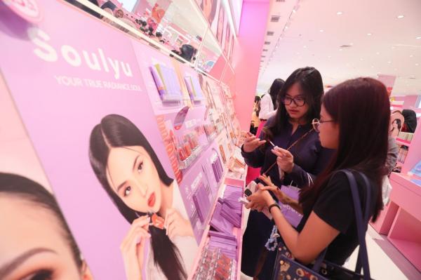 Gen Z suka jajan skincare Gen Z suka jajan skincare demi menjaga agar kulitnya tetap sehat