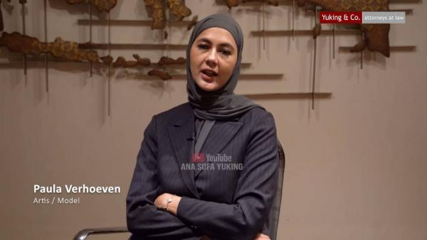 Paula Verhoeven bicara wanita mandiri Paula Verhoeven bicara soal pentingnya menjadi wanita mandiri di salah satu konten Youtube.