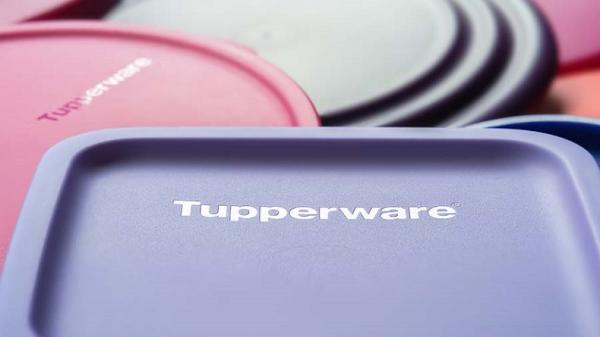 Tupperware siap ajukan bangkrut Tupperware Brands bersiap-siap untuk mengajukan kebangkrutan atau kepailitan pada pekan ini setelah beroperasi selama hampir 80 tahun. (Foto: Tupperware)