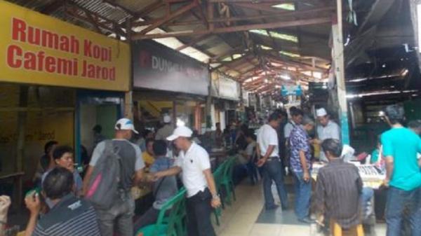 tempat sarapan di manado kawasan jarod Kawasan jarod tempat sarapan di Manado. (Foto: Ist)