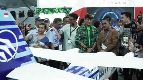 Sandiaga Uno hadiri Bali International Air Show Sandiaga Uno menghadiri Bali International Air Show 2024 di Bandara I Gusti Ngurah Rai Bali. (Foto: Agus Sugiana)