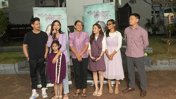 54DED9BB 65B9 4783 B379 4230BBBC300D Pemeran sinetron RCTI Terbelenggu Rindu. (Foto: Nurul Amanah)