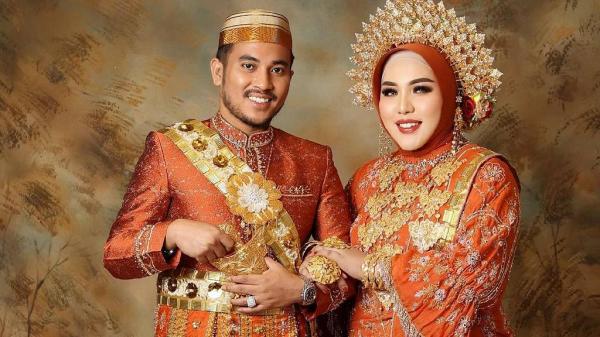 Mira Hayati si Wanita Emas Mira Hayati si Wanita Emas asal Makassar. (Foto: Instagram)