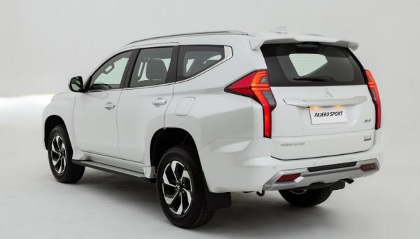 Pajero Sport 1