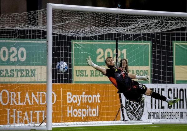 Kiper FC Dallas, Maarten Paes. Kiper FC Dallas, Maarten Paes. (Foto: Instagram @maartenpaes)