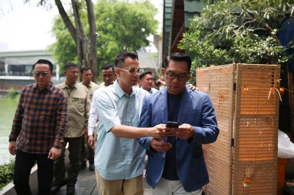 Ridwan Kamil bertemu Raffi Ahmad. (Foto: Istimewa)