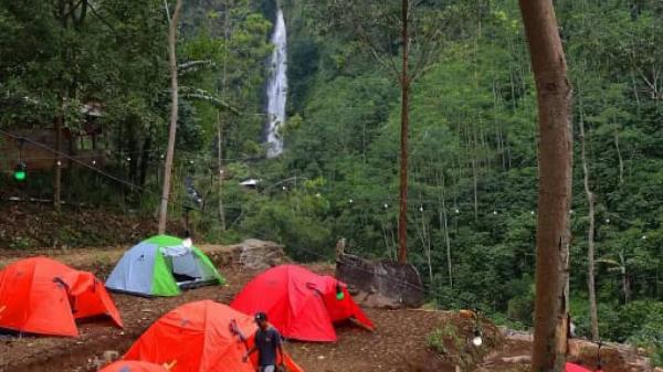 Curug Bajing Curug Bajing (Foto: IG Curug Bajing)