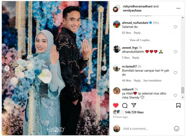 Rizky Ridho membagikan momen lamaran dirinya dengan sang kekasih, Sandy Aulia, di akun Instagram pribadinya, @rizkyridhoramadhani)