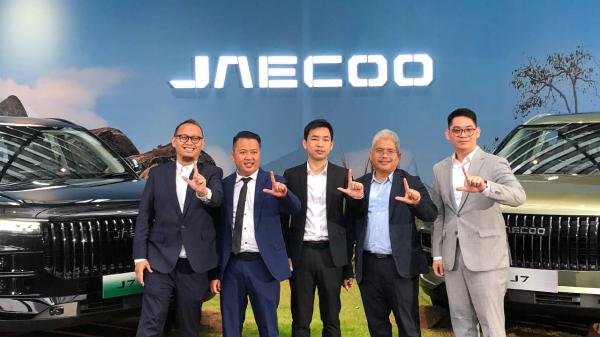 Jaecoo Tim Jaecoo saat memperkenalkan mobil mereka ke pasar Indonesia. (Foto: Muhammad Sukardi)