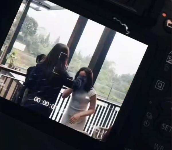 Nikita dan Laura