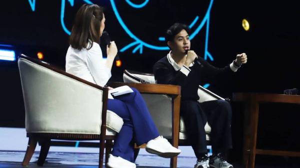 Jerome dan Psikolog Jerome Polin dan Psikolog Indah Sundari di acara MNC Next-Gen Leaders Vol. 2. (Foto: Isra Triansyah)