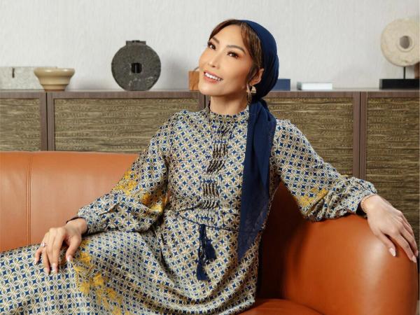 Gaya Lebaran 2025 Salah satu rekomendasi gaya Lebaran 2025 ala Ayu Dewi. (Foto: Istimewa)