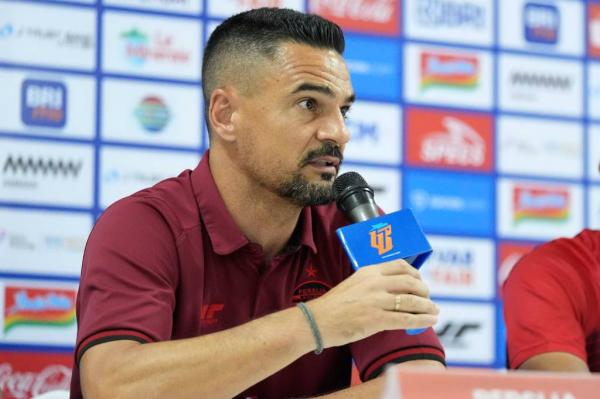 Pelatih Persija Jakarta, Carlos Pena. Pelatih Persija Jakarta, Carlos Pena. (Foto: Persija)